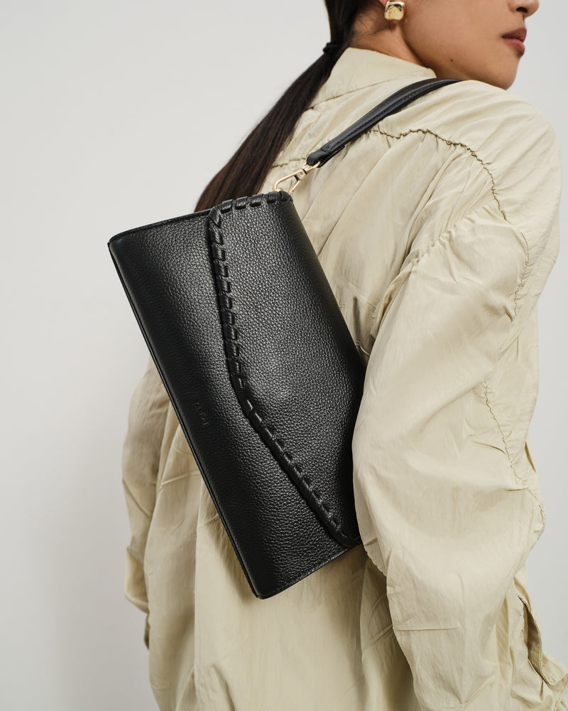One bag, worn your way