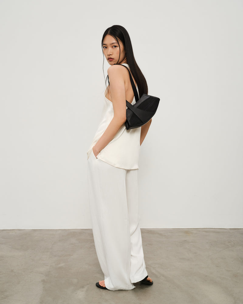 Black Nuri Shoulder Bag